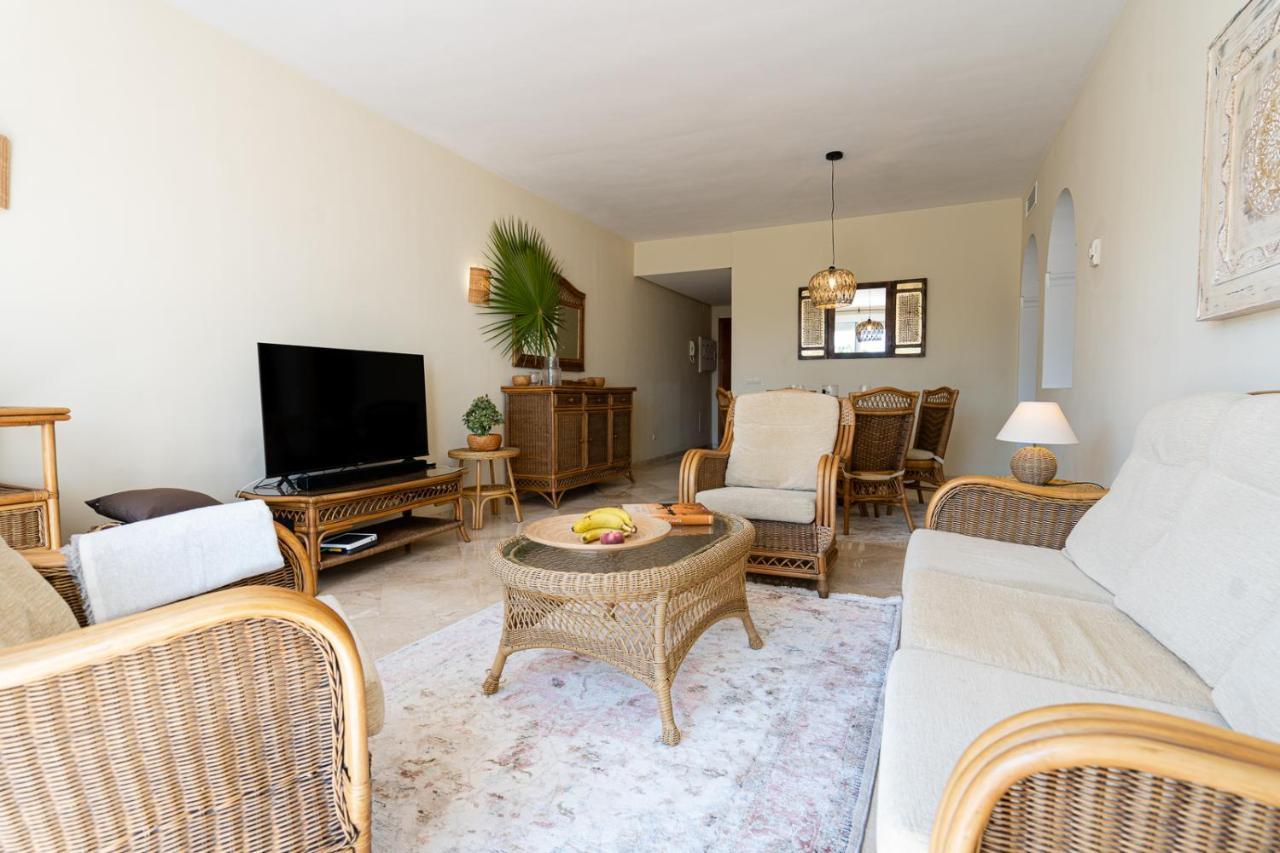 Costalita Beach Apartment Estepona Exterior foto